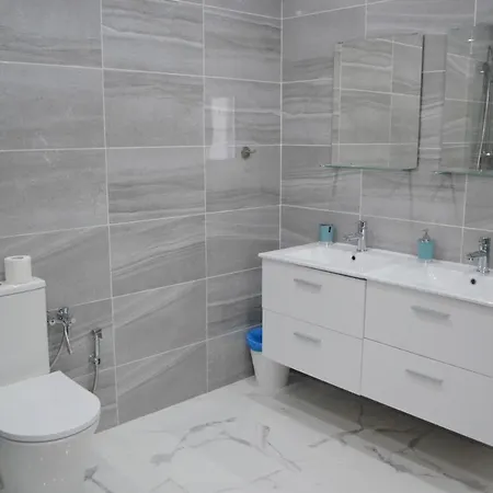 Impressive 1 Bed With A Stunning Bathroom And Terrace Cb4ev * Alicante