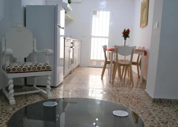 Impressive 1 Bed With A Stunning Bathroom And Terrace Cb4ev *